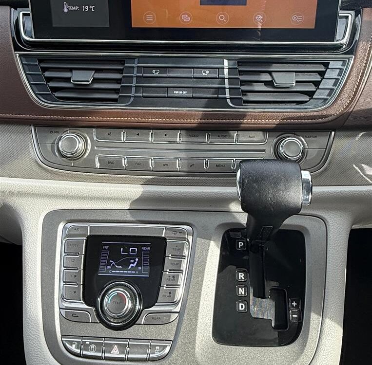 2020 LDV G10 Petrol 9 Seater Van Automatic