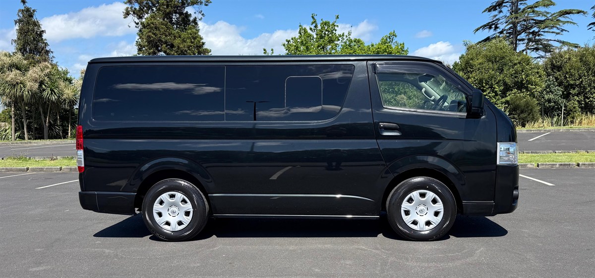 2022 Toyota Hiace CARGO VAN 9 SEATER Van Automatic