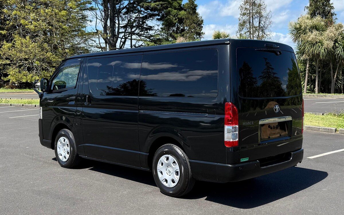 2022 Toyota Hiace CARGO VAN 9 SEATER Van Automatic