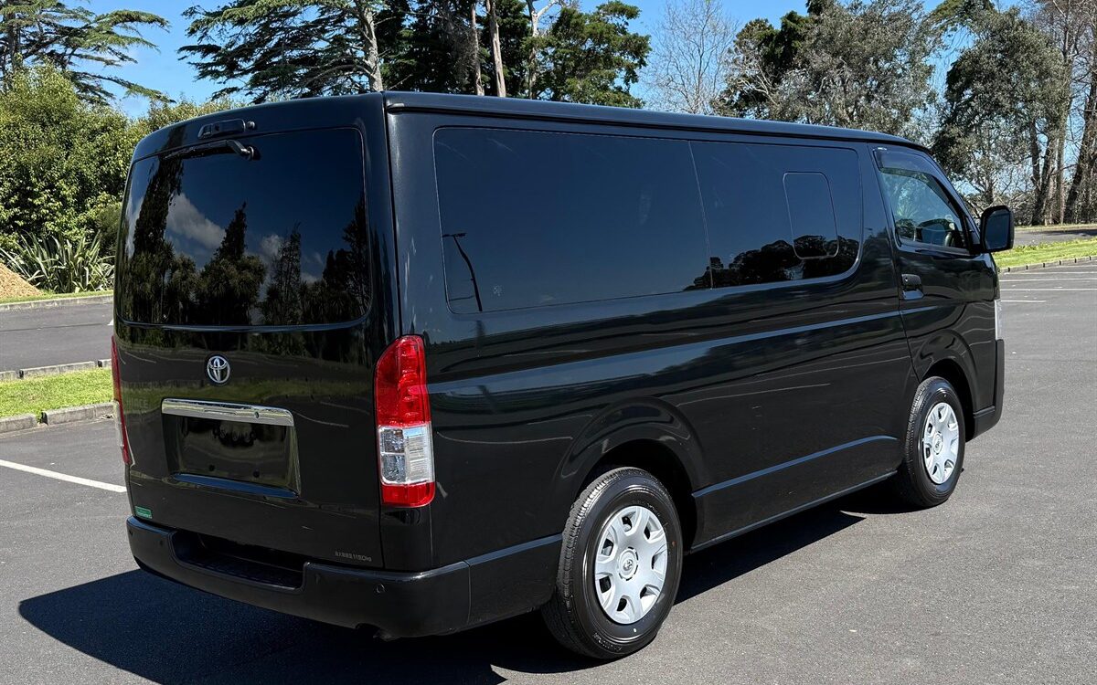 2022 Toyota Hiace CARGO VAN 9 SEATER Van Automatic