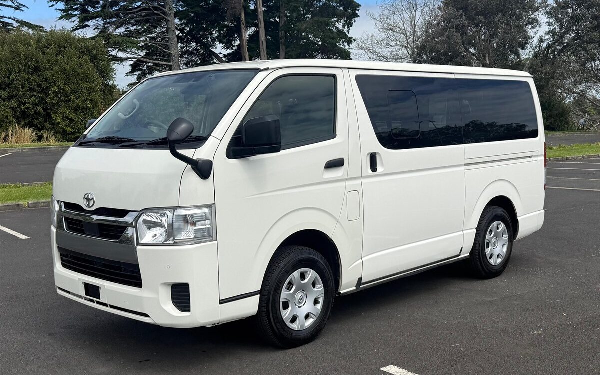 2022 Toyota Hiace CARGO Van Automatic