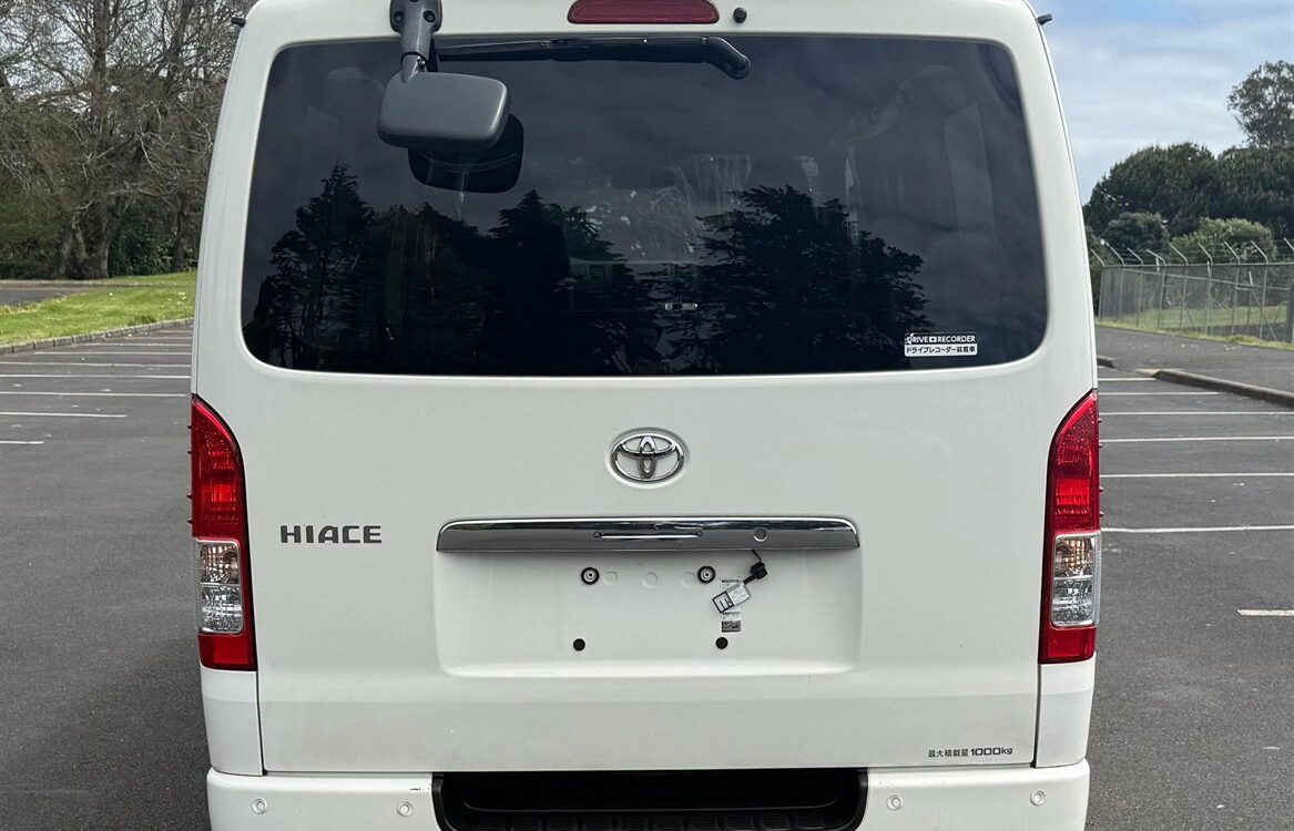2022 Toyota Hiace CARGO Van Automatic