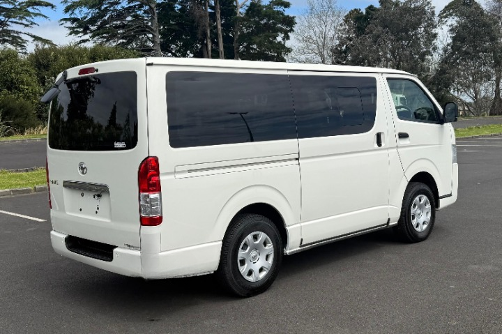 2022 Toyota Hiace CARGO Van Automatic