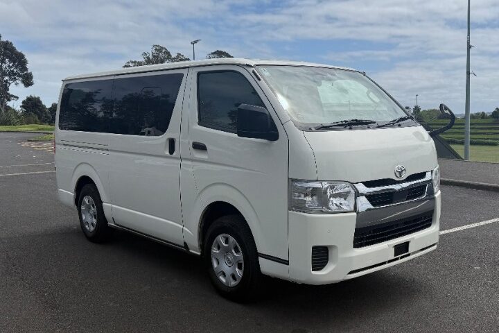 2022 Toyota Hiace CARGO Van Automatic