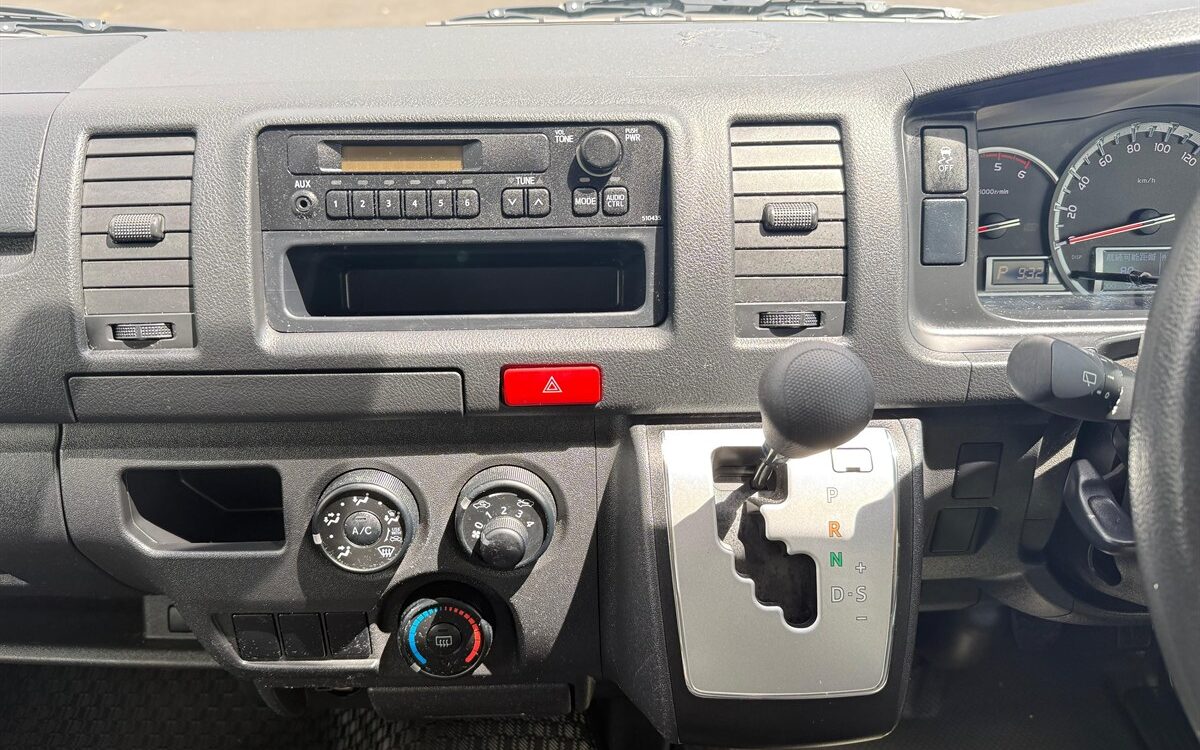 2020 Toyota Hiace CARGO Van Automatic